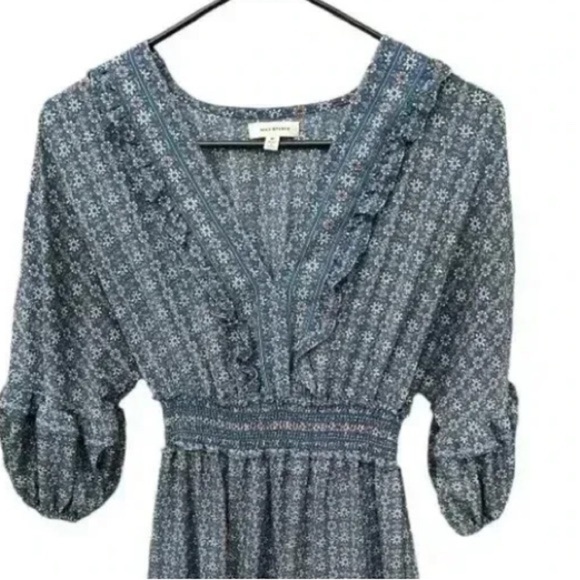 Max Studio Dresses & Skirts - Max Studio Women's 3/4 Sleeve Tiered Bubble Crepe Dress size M beautiful